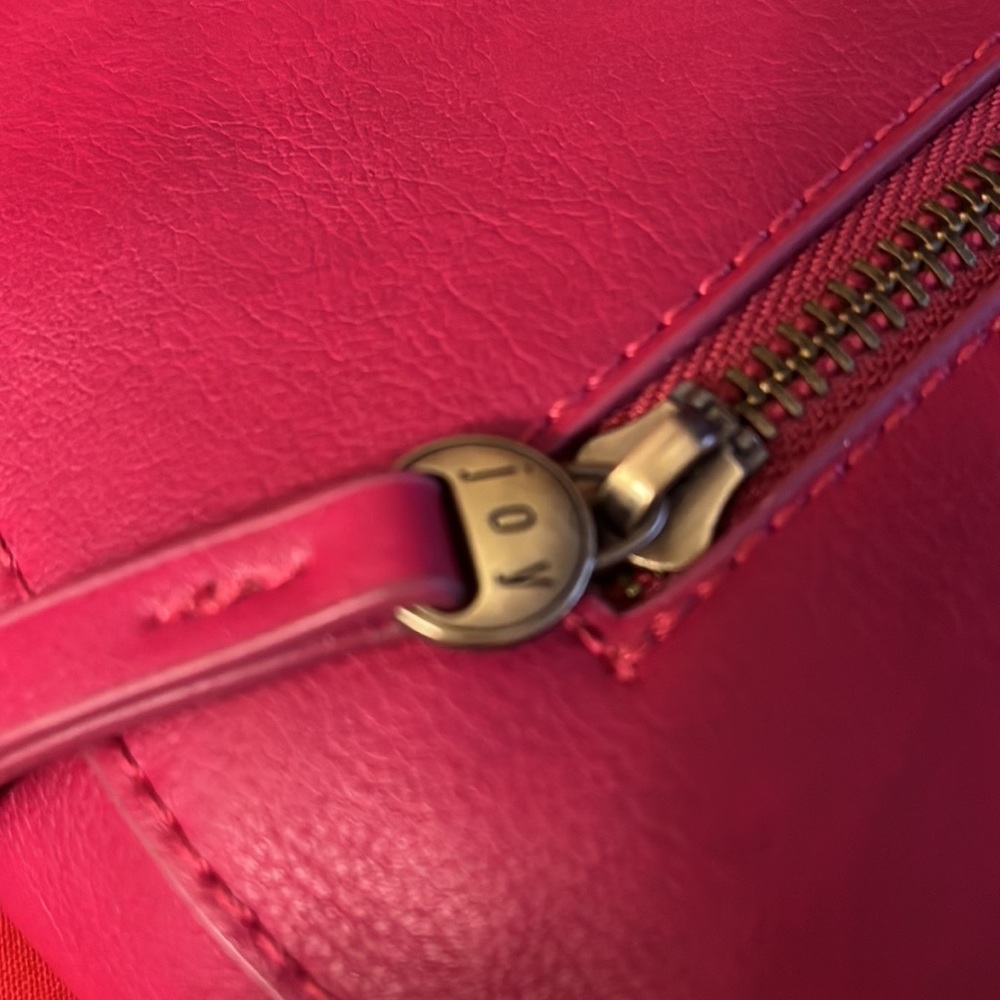 Magenta Purse - Picture 11 of 11